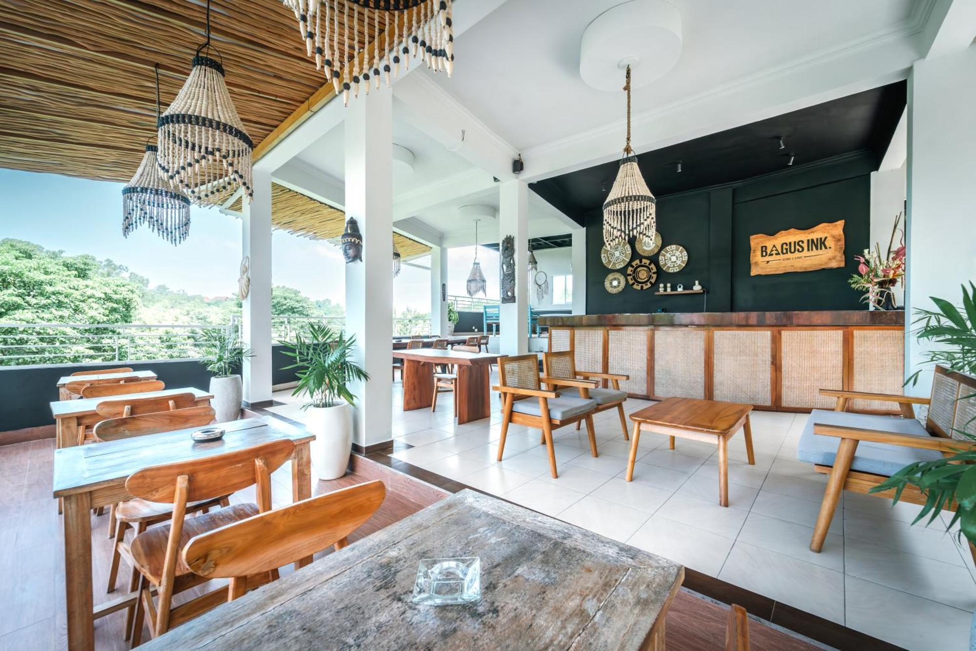 Ostello Bagus Ink Surf Camp Uluwatu Esterno foto